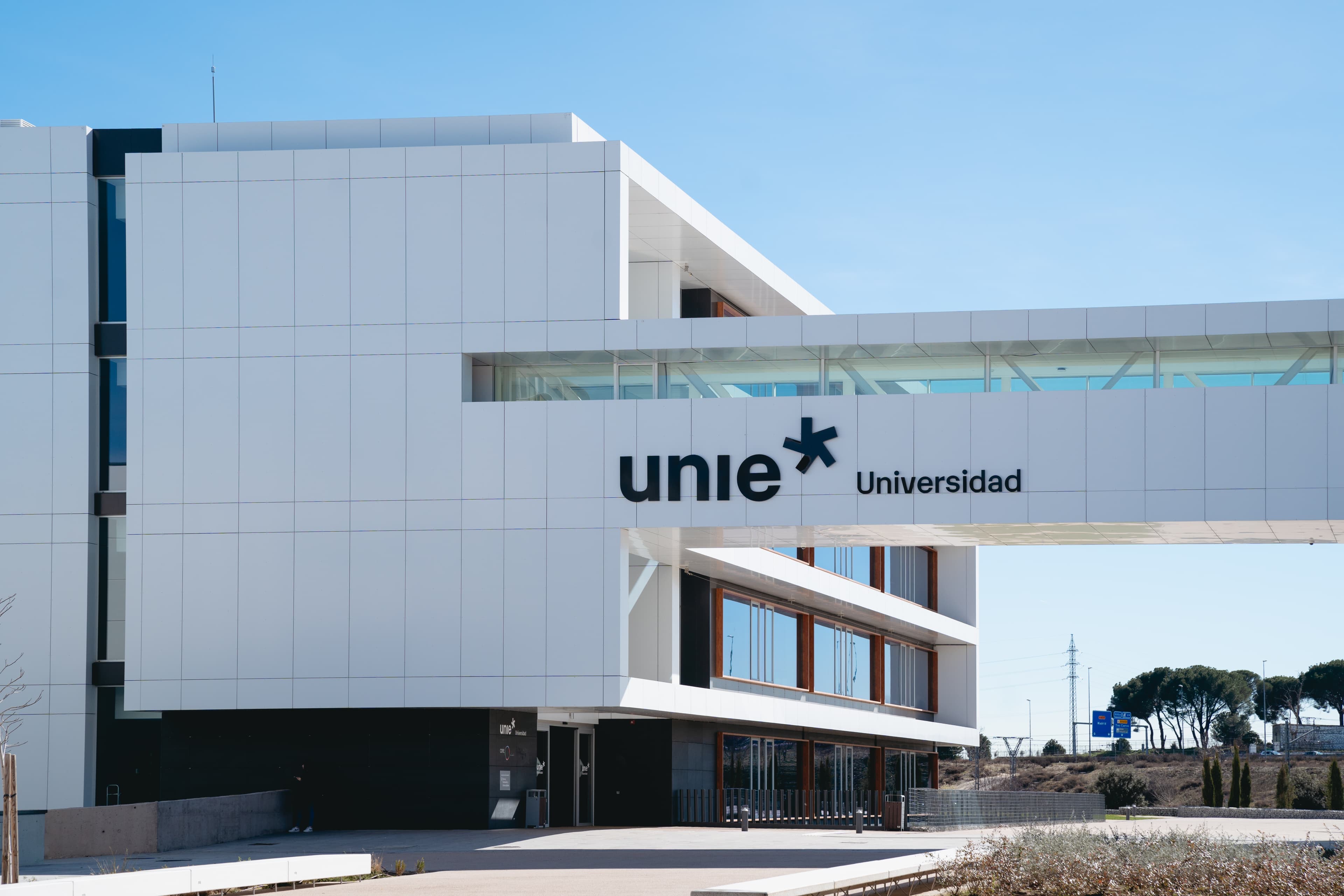 Universidad Internacional de la Empresa